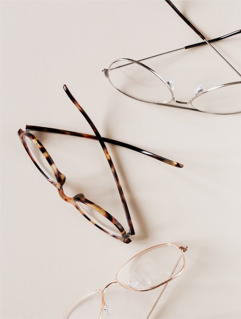 selecting-glasses